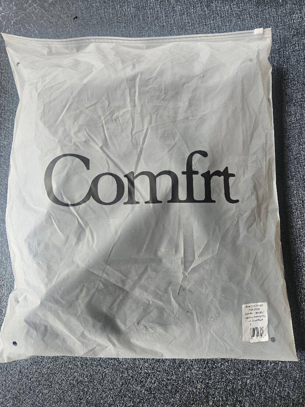 Comfrt Signature Sweatpants in Onyx Black - Picture 6 of 8